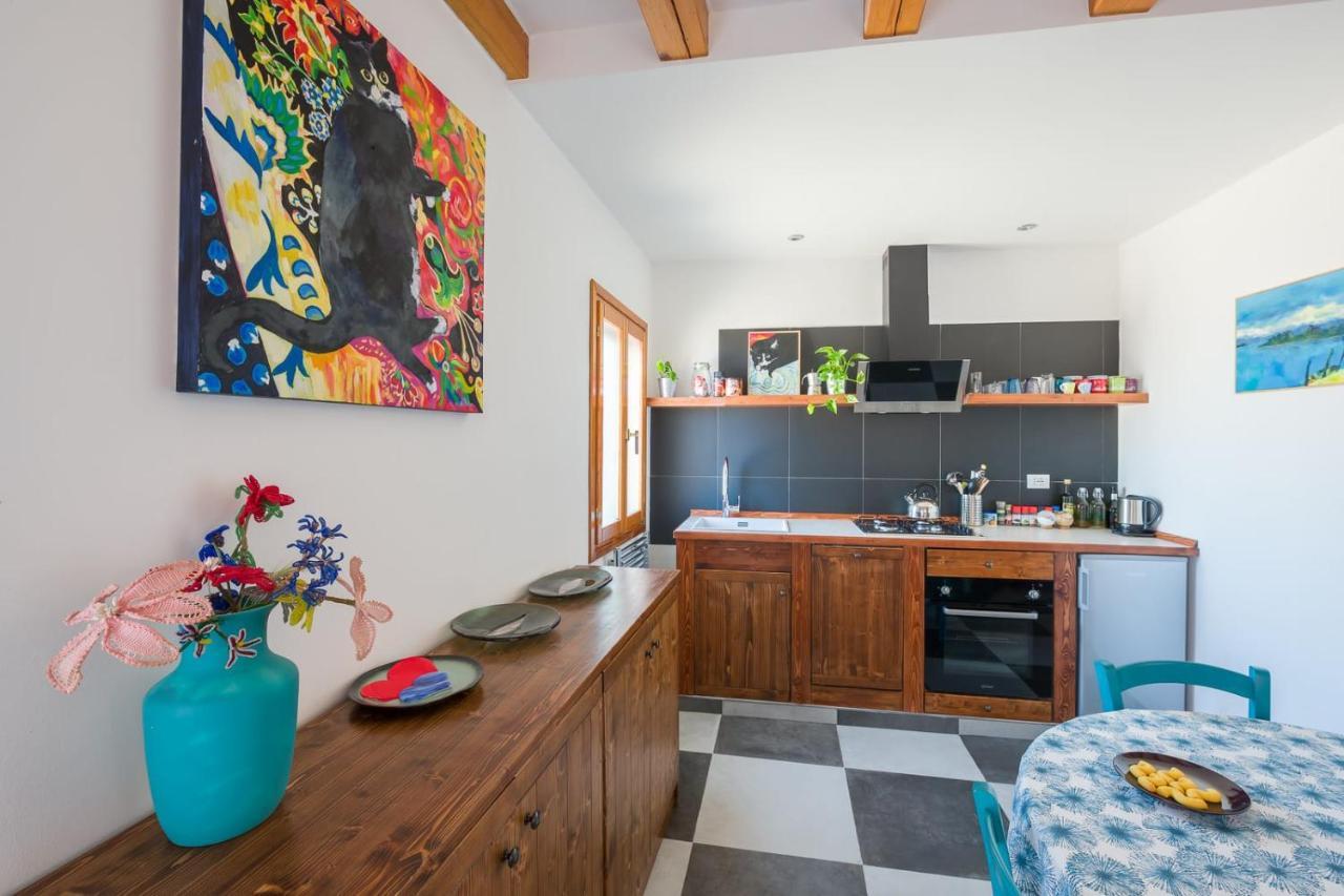 Night Galleria Holiday Home - Bed & Art In Burano - The Pink House Экстерьер фото