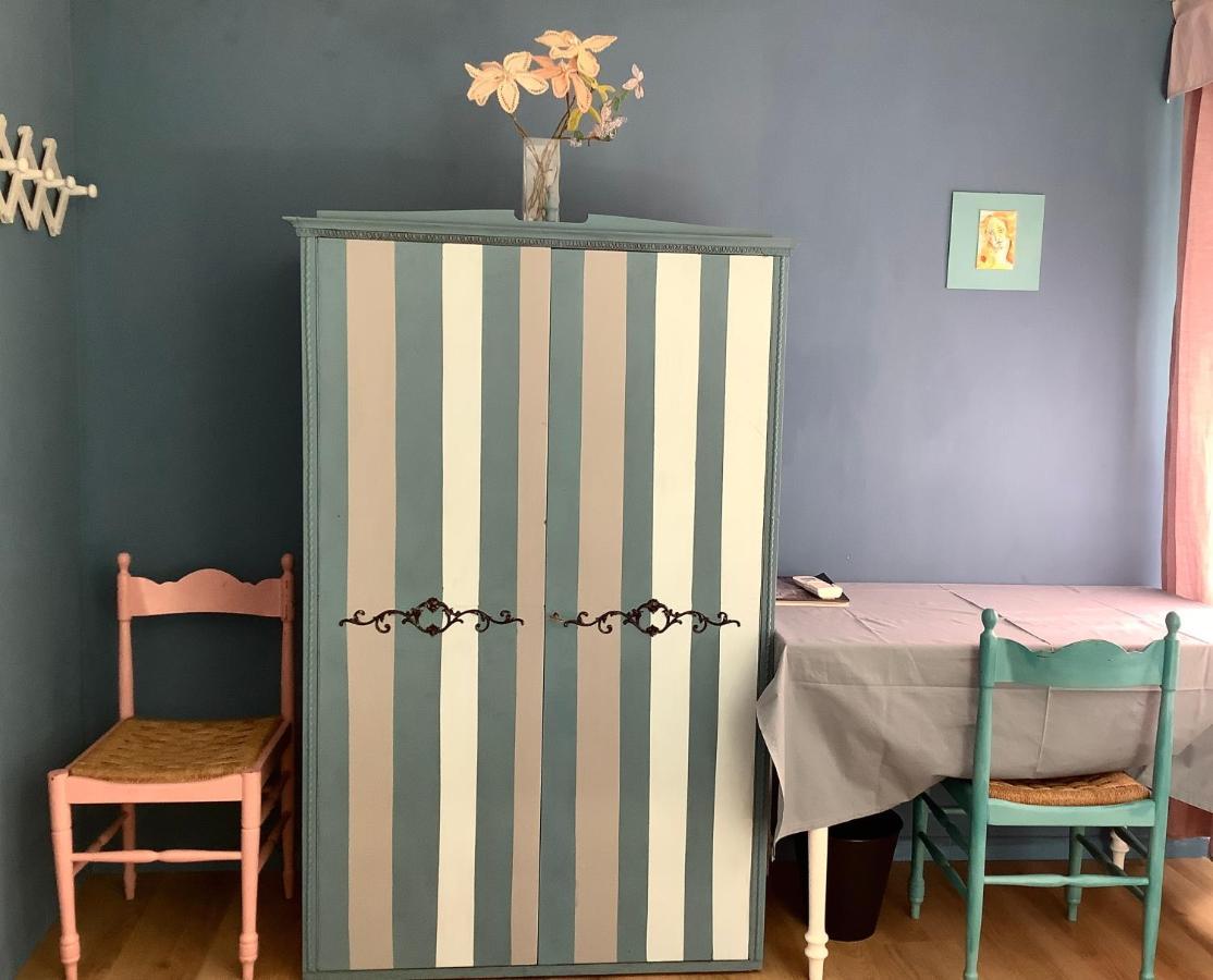 Night Galleria Holiday Home - Bed & Art In Burano - The Pink House Экстерьер фото